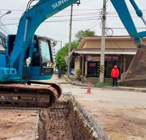 แม็คโครให้เช่าโคราช.com บริการให้เช่ารถแม็คโครทุกขนาด ถมที่ เคลียร์พื้นที่ และ อื่นๆ 36